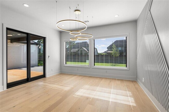 Building Photo - 4427 S 88th St