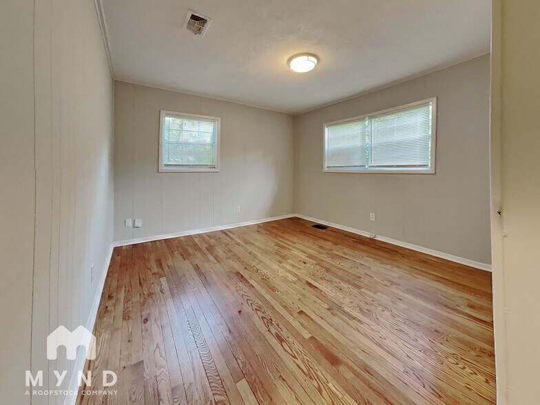 Building Photo - 4617 Patrick Dr