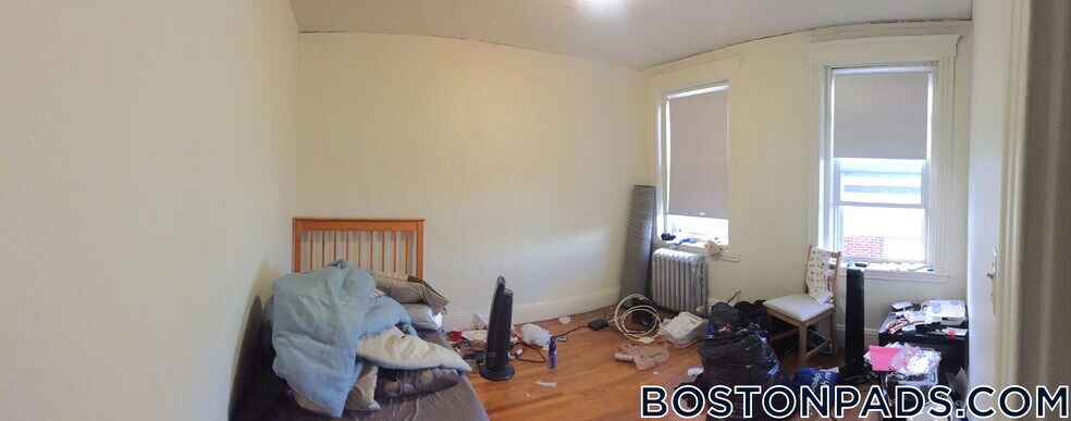 Building Photo - 1185 Boylston St