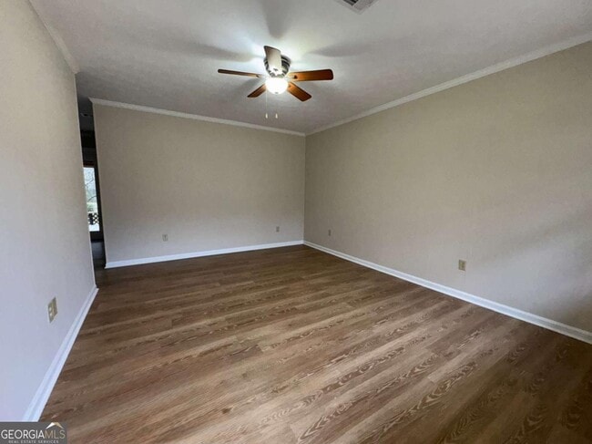 Building Photo - 606 Viewpoint Dr