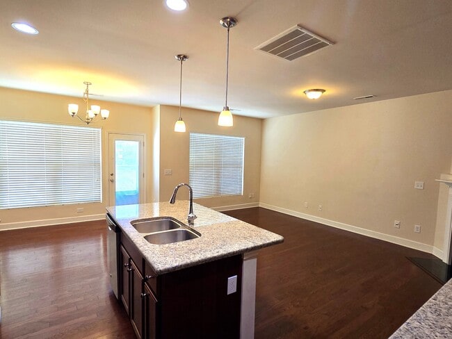 Building Photo - 4014 Canterwood Dr