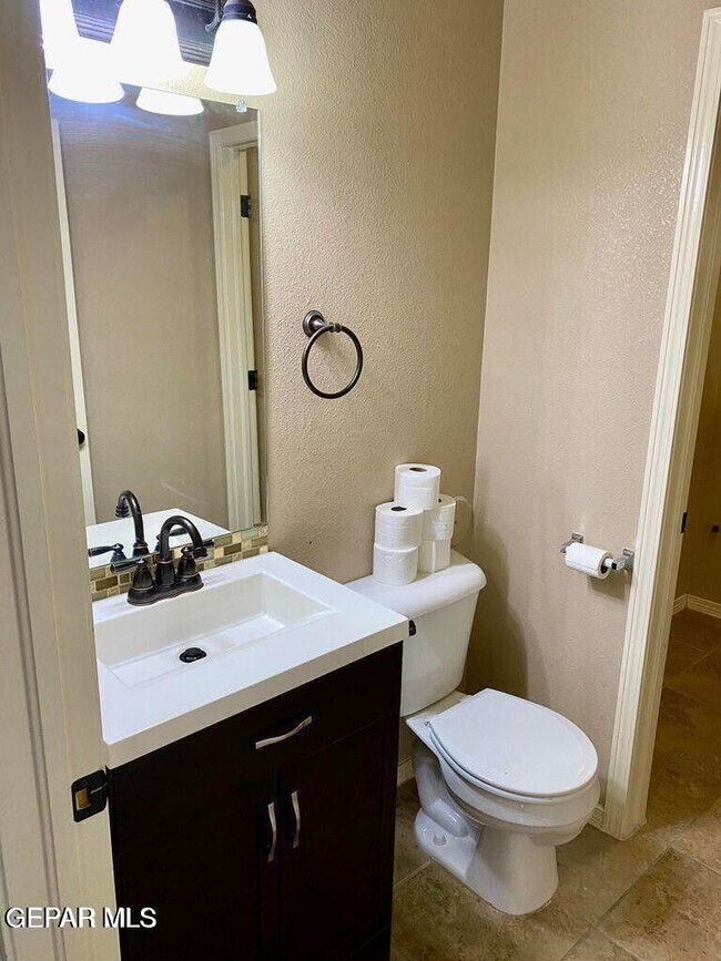 Building Photo - 12331 Sombra Grande Dr