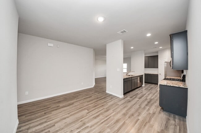 Building Photo - 13318 Villa Sola Dr