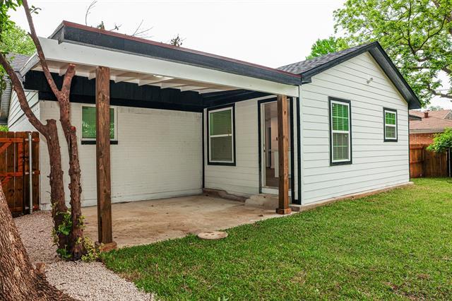 Building Photo - 3424 Hilton Dr