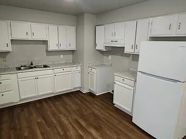 Building Photo - 247 Horton Dr