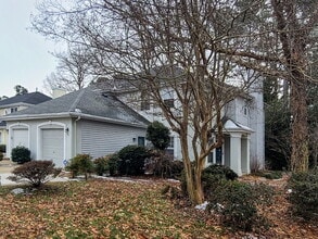 Building Photo - 3 BR Condo w/ Garage in Kiln Creek