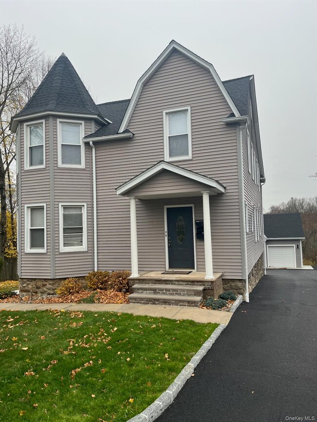 Primary Photo - 57 N Main St