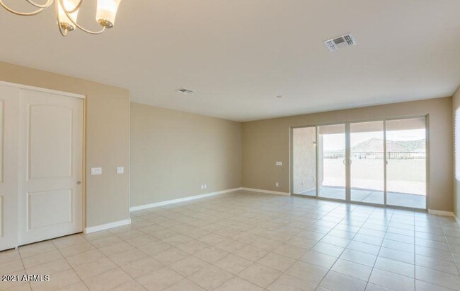 Building Photo - 13562 W Desert Moon Way