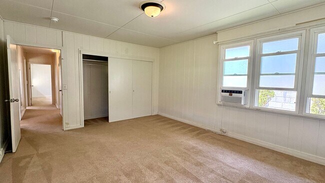 Building Photo - Available Now!! 3 BED/2.5BA + Large Carport, Yard!!