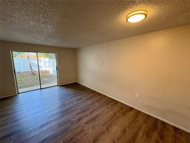 Building Photo - 312 57th Ave Dr E