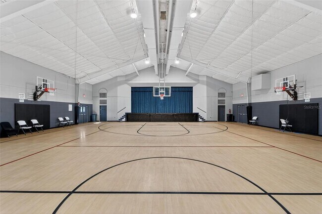 Building Photo - 11812 Lynmoor Dr