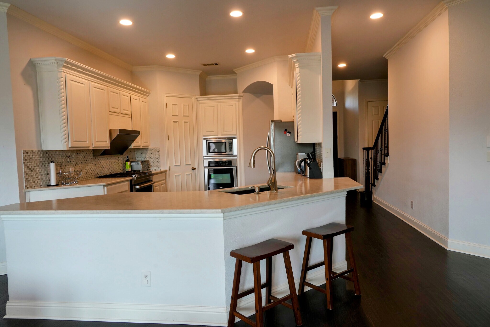 Building Photo - 5836 Sterling Dr