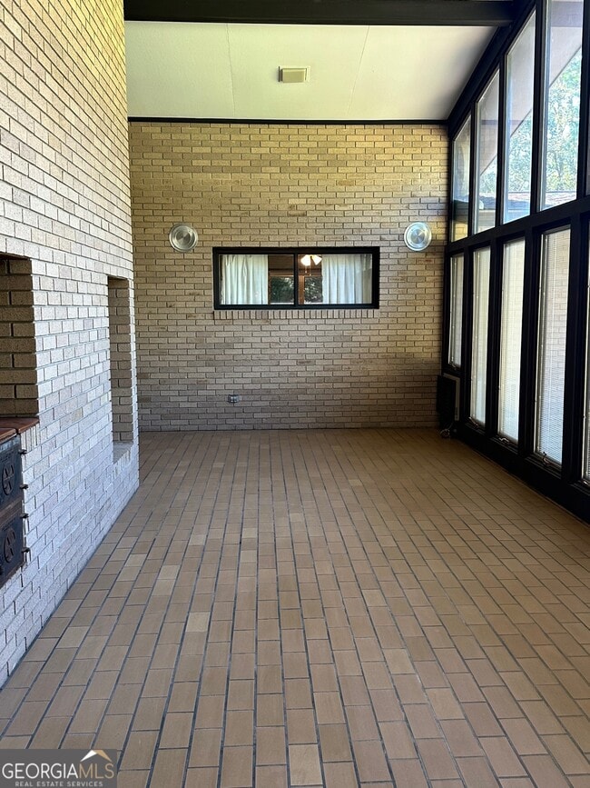 Building Photo - 5143 Nevils Daisy Rd