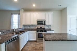 Building Photo - 2722 Skyview Long Dr