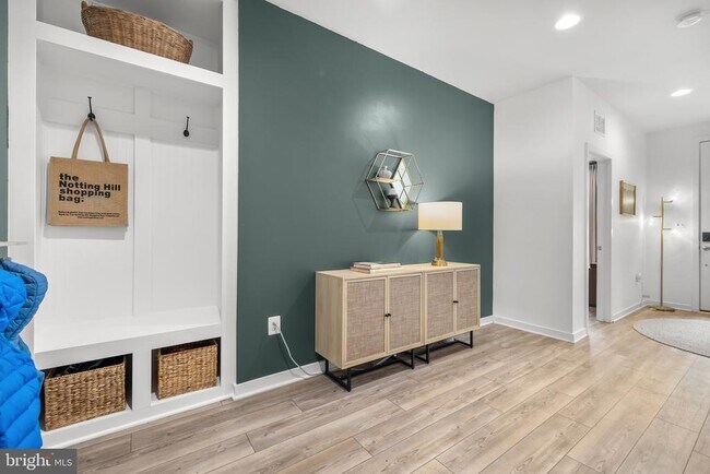 Building Photo - 42338 Nelsonville Ter