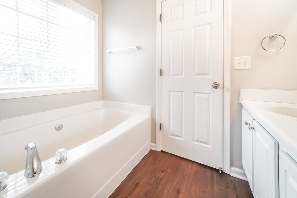 Building Photo - 109 Alessie Dr