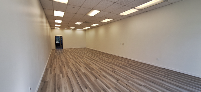 Building Photo - 5041 Whittier Blvd
