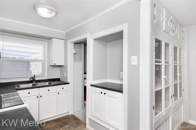 Building Photo - 1216 Cherokee Ave