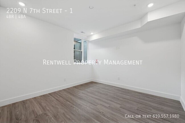 Building Photo - 2209 N 7th St