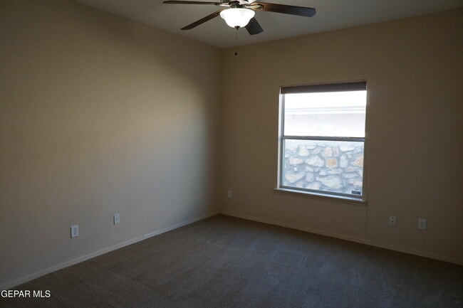 Building Photo - 6693 Capitan Ridge