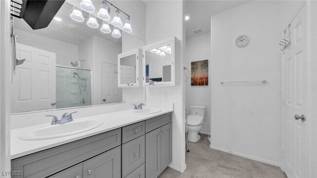 Building Photo - 5827 Casa Branca St