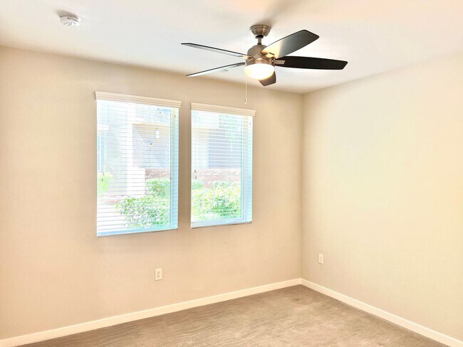 Building Photo - AFFINITY - SUMMERLIN West