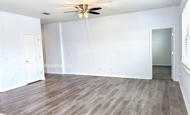 Building Photo - 5110 Claremont Ct