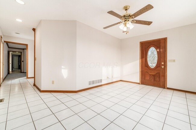 Building Photo - 6253 Headley Heights Ct