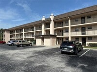 Building Photo - 102 Capri Isles Blvd