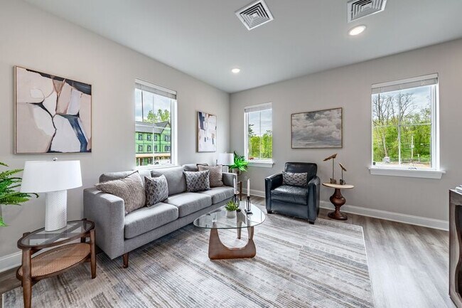 Building Photo - 182 Excelsior Ave