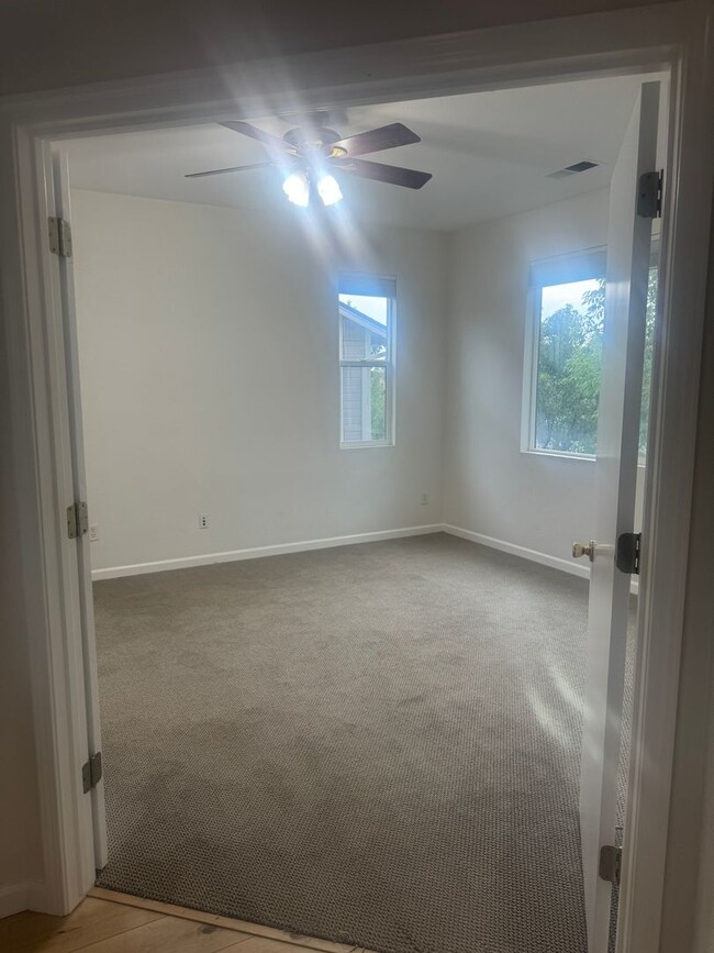 Building Photo - Beautiful and Spacious NW Reno Home