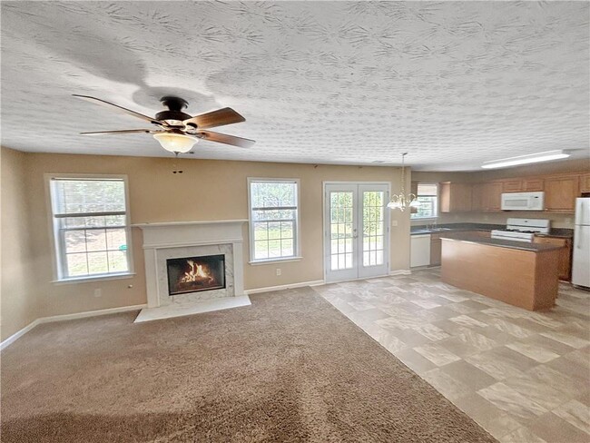 Building Photo - 3397 Hill Pond Dr NE