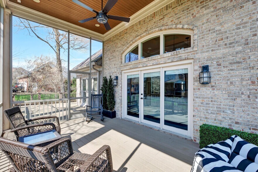 Building Photo - 2603 Locust Hill Pl