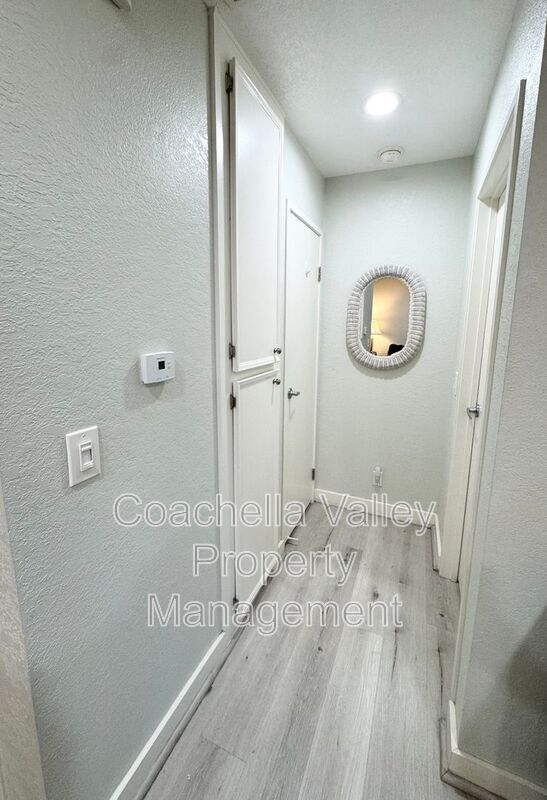 Building Photo - 2820 N Arcadia Ct