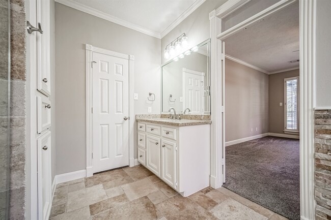 Building Photo - 24819 Northampton Forest Dr