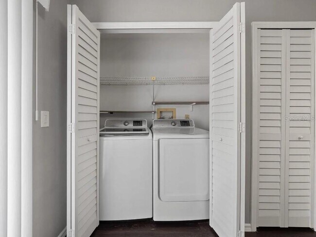 Building Photo - 2340 Sun Valley Cir
