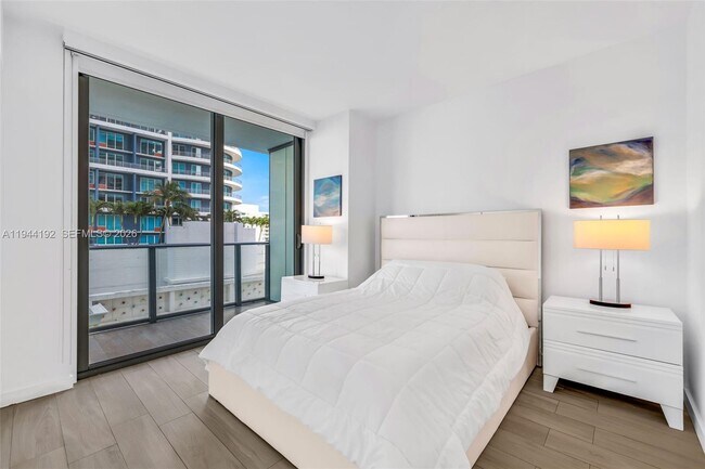 Building Photo - 1300 S Miami Ave