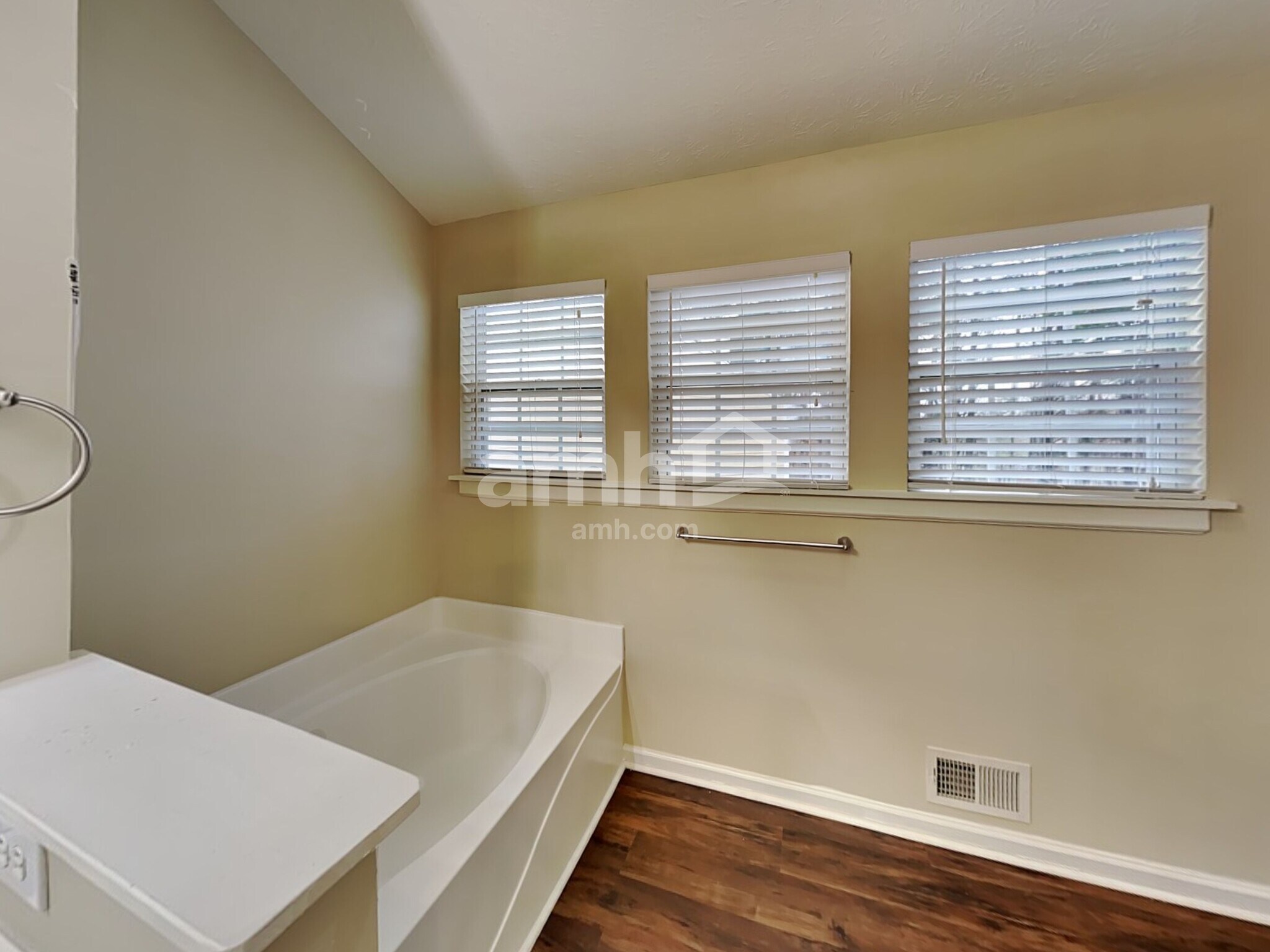 Building Photo - 3533 Shortleaf Run