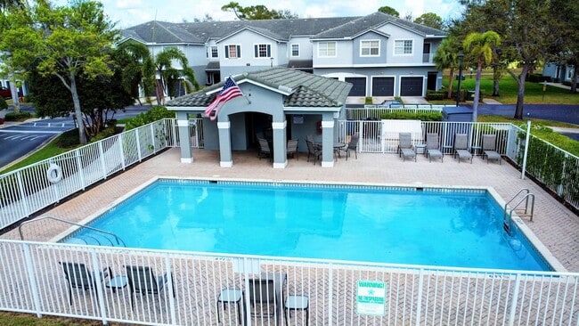 Building Photo - 3080 Grandiflora Dr