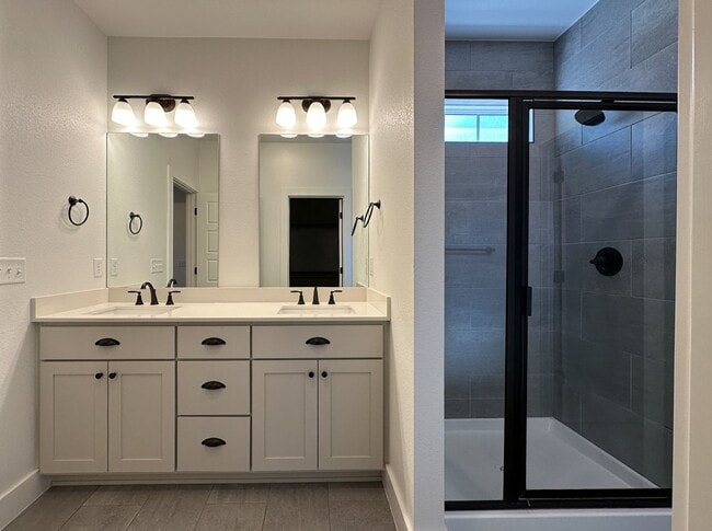 Building Photo - 2196 N Woodlark Ln