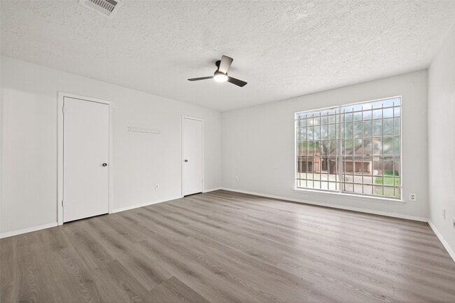 Building Photo - 710 Beechbend Dr