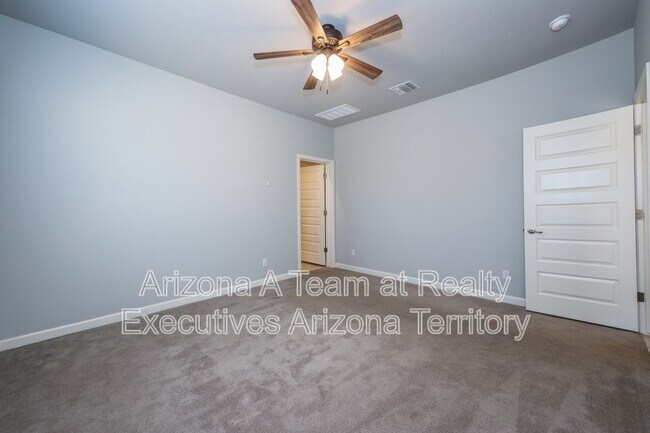 Building Photo - 9404 W Gambel Oak Ln