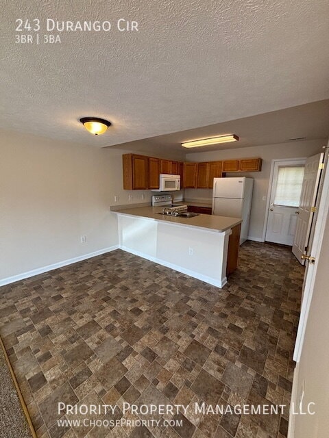 Building Photo - 243 Durango Cir