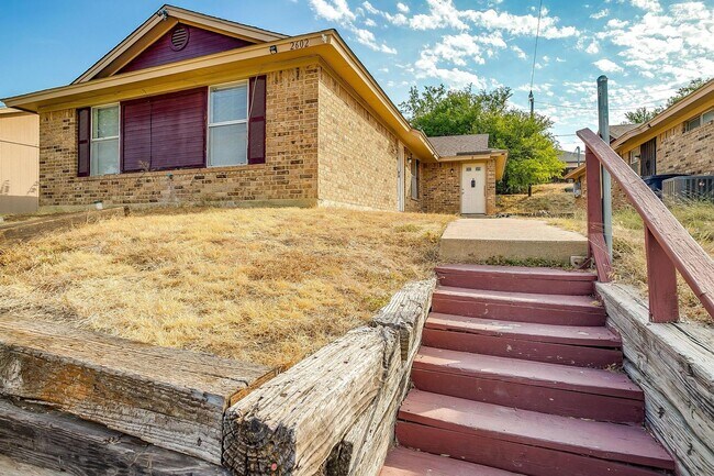 Building Photo - 2602 NW 21st St