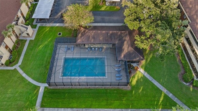 Building Photo - 13608 S Village Dr