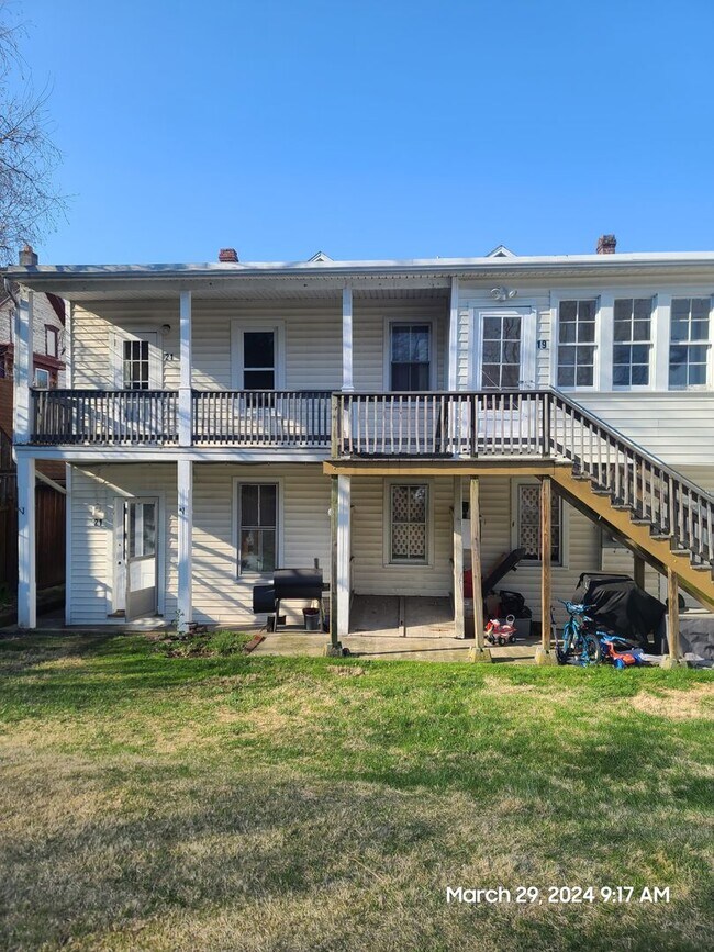 Building Photo - 19 E North St