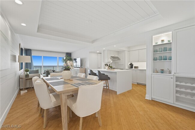 Building Photo - 3443 Gulf Shore Blvd N