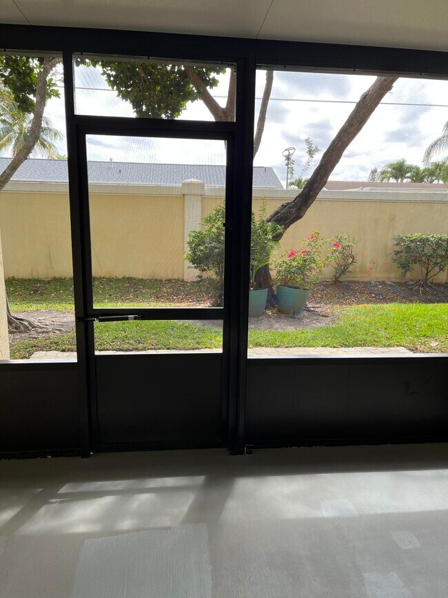 Building Photo - 11386 NW 33rd St
