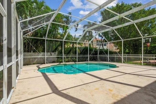Building Photo - 5338 NW 124th Way