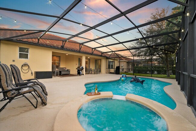 Building Photo - 4140 Oak Tree Dr